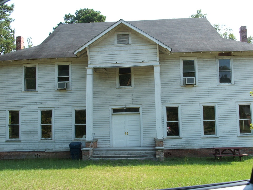 Lilly, GA: Lilly School House