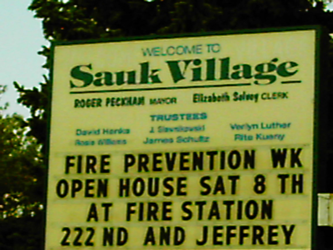 Sauk Village, IL: The Saukvillage old welcome sign