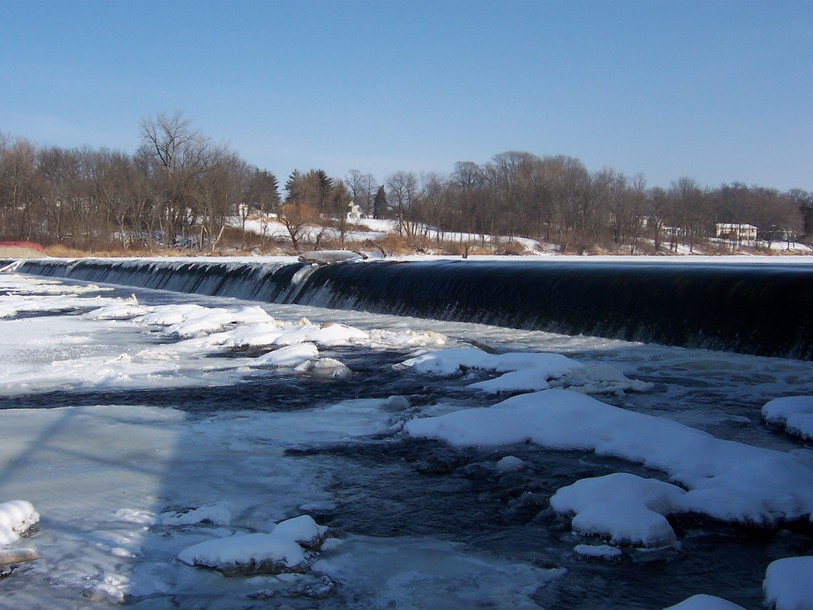 Yorkville, IL: Fox River Dam at Riverfront Park