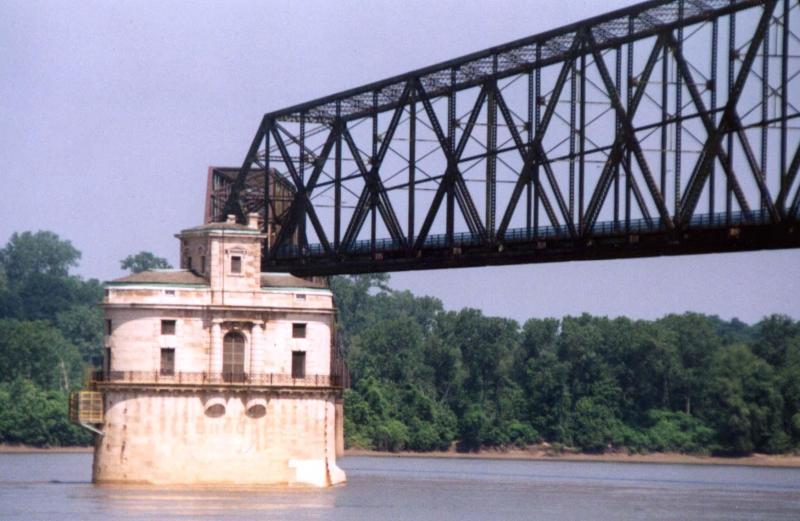 Granite City, IL: Chain of Rocks Bridge from below