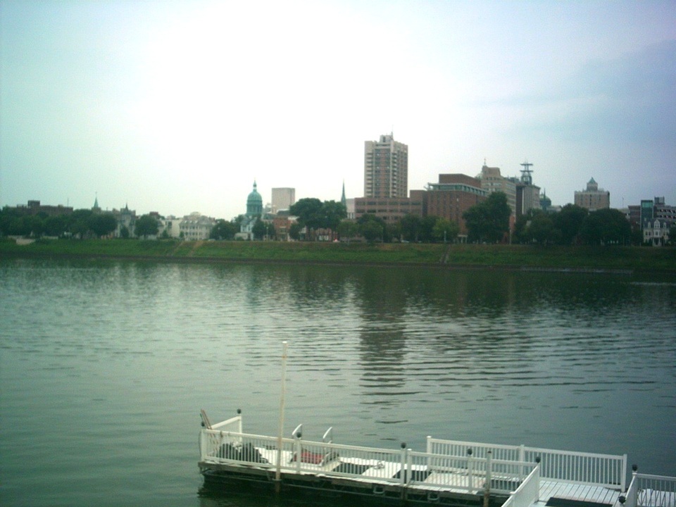 Harrisburg, PA: Downtown view from City Island