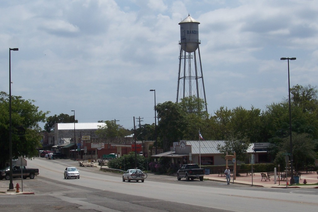 Bandera, TX: Long view of Bandera, TX