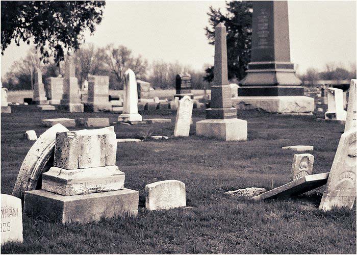 Rushville, IL: Rushville Cemetery