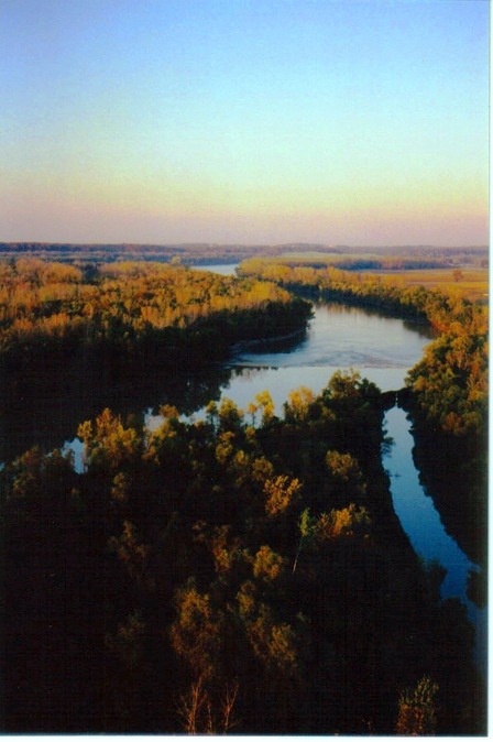 St. Louis, MO: Missouri River at sunset (Chesterfield Valley)