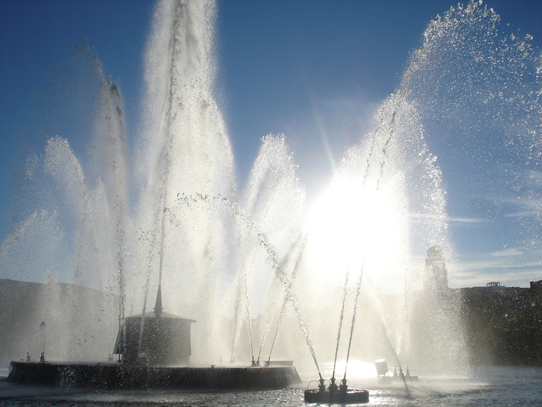 Omaha, NE: Heartland of America Park Fountain