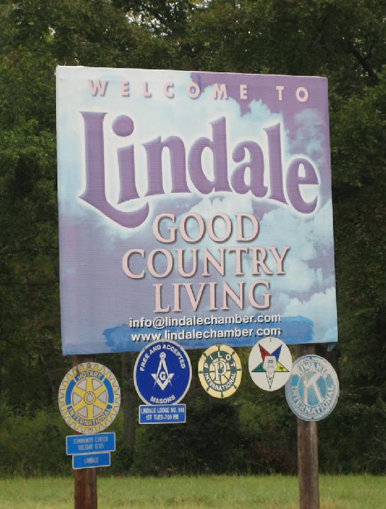 Lindale, TX: Sign on HWY 69
