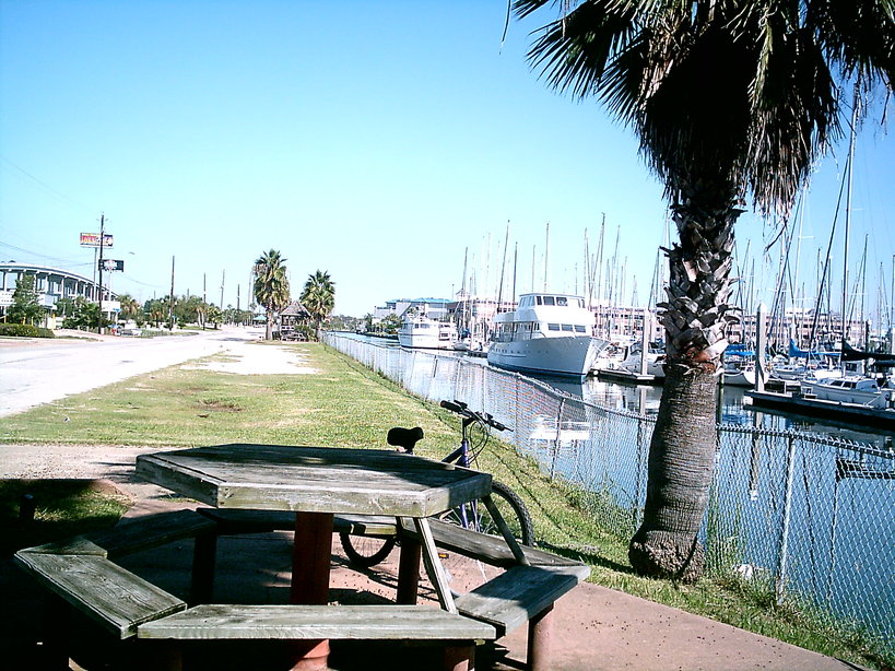 Kemah, TX: Another view of the Boardwalk and bay