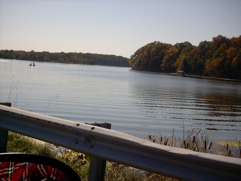 Olney, IL: Lake in Olney-A great setting for Fun!