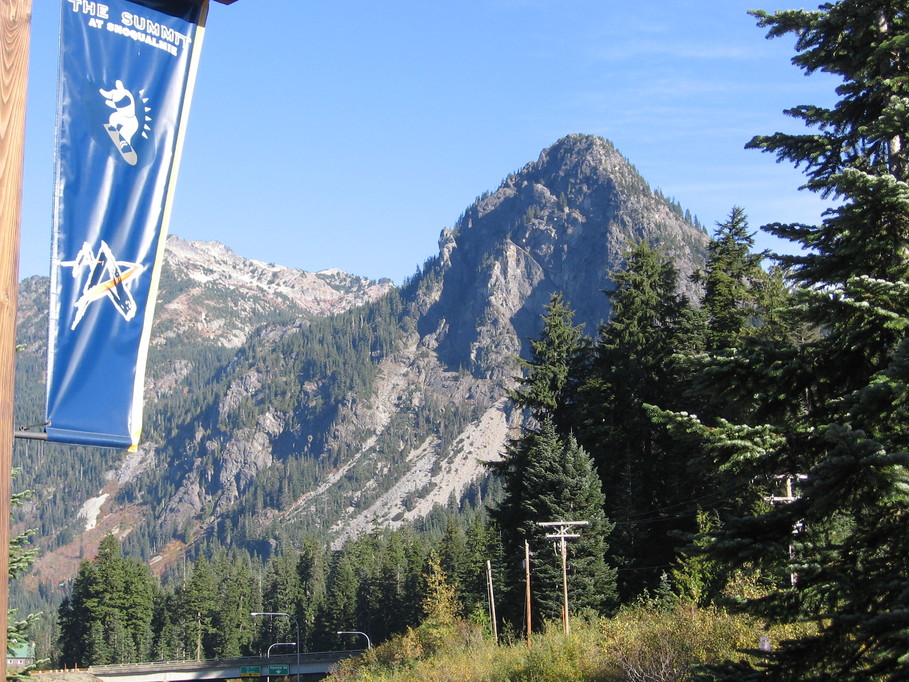 Snoqualmie Pass, WA: The Summit