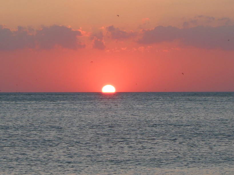 Siesta Key, FL: Sunset on the beach at Siesta Key