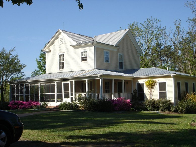 Carrboro, NC: Bottletop House, Thomas F. Lloyd Historic District, Carrboro