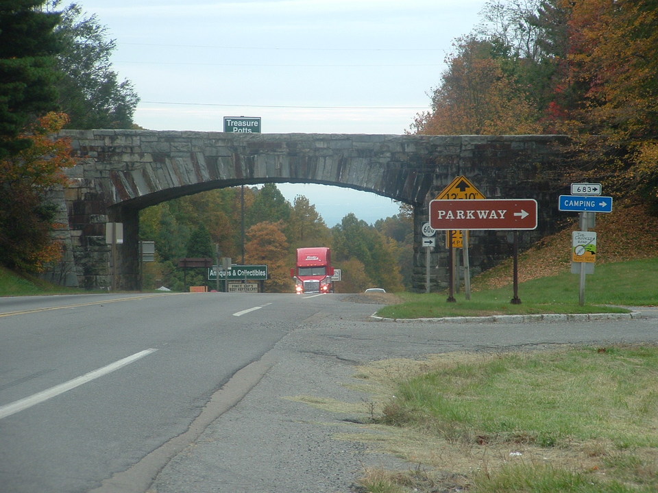 Hillsville, VA: Bridge to the Blue Ridge Parkway