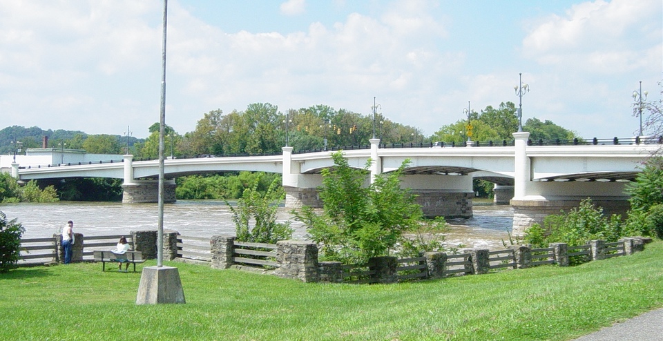 Zanesville, OH: Y-Bridge