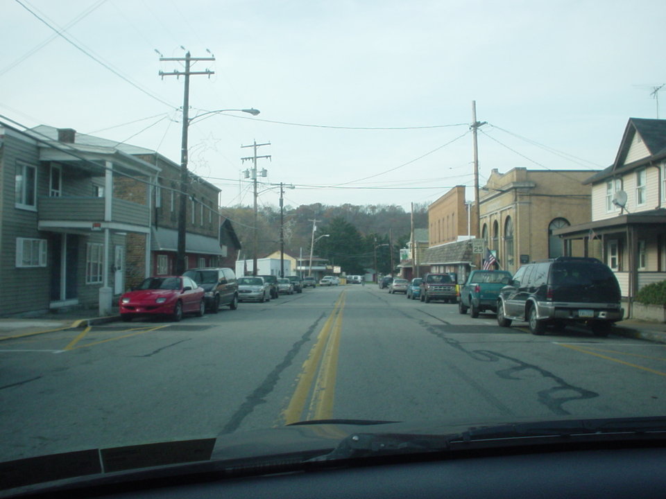 Smithton, PA: Main St. (Rte. 981)