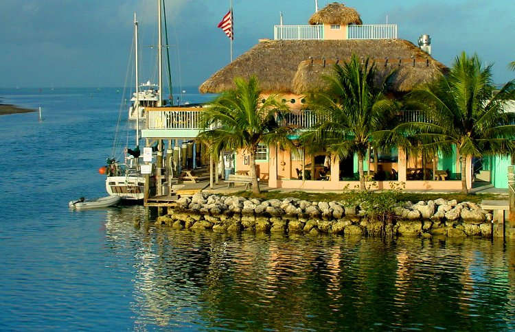 Marathon, FL: Burdines Marina & Cafe - Boot Key Harbor