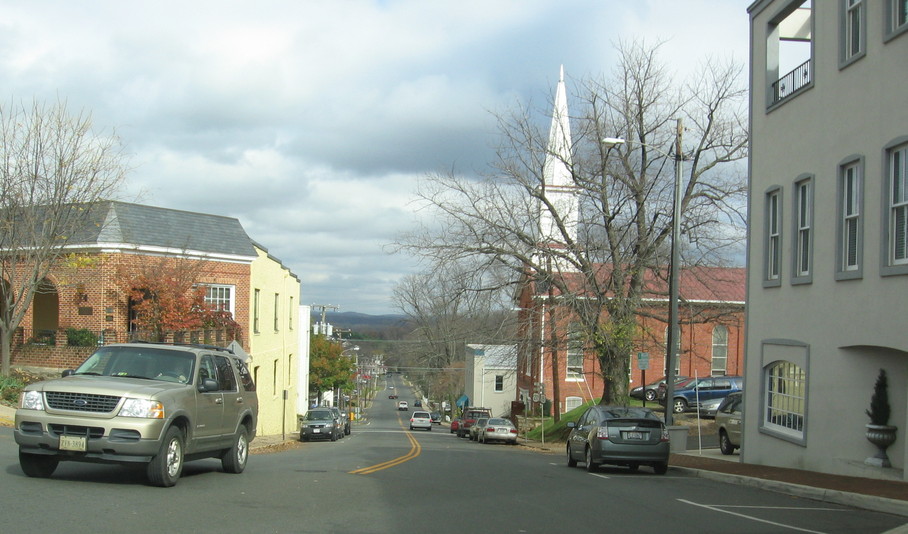 Warrenton, VA: Library on left - Baptist Church on right