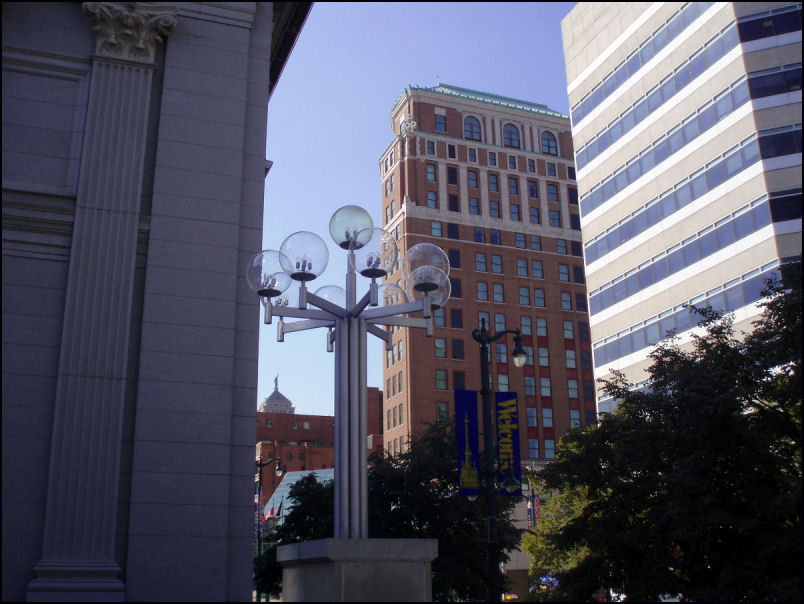 Buffalo, NY: Building in Buffalo....October, 2006