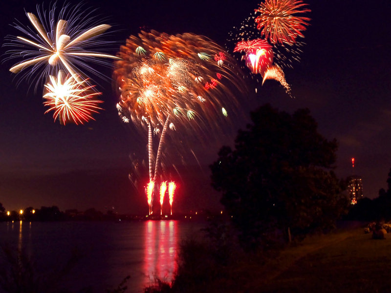 Tulsa, OK Tulsa Fireworks photo, picture, image (Oklahoma) at city