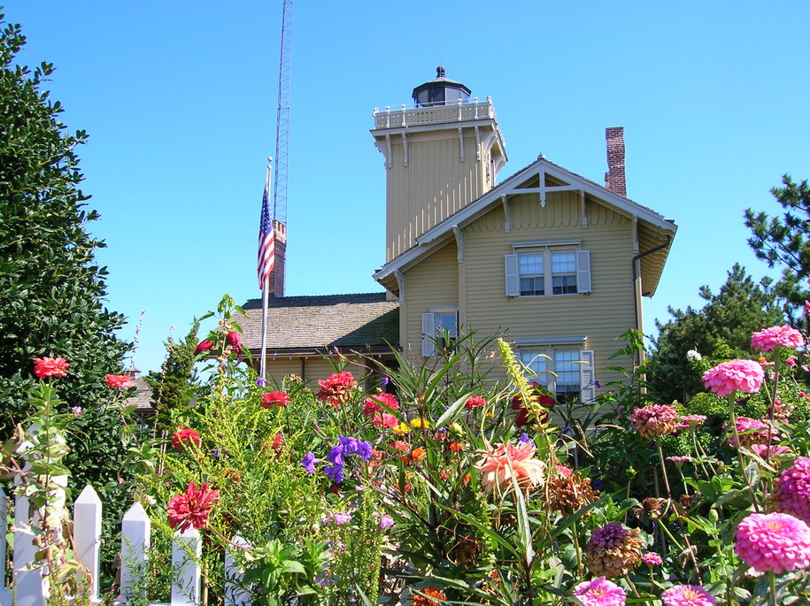 North Wildwood, NJ: Hereford Lighthouse in full bloom