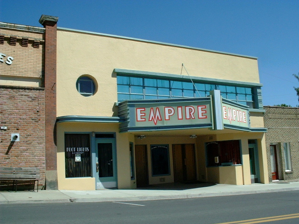 Tekoa, WA: Movie Theater