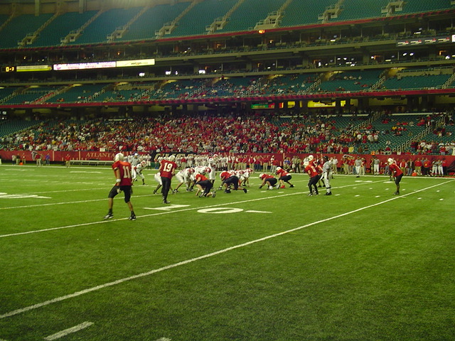 Atlanta, GA: Georgia Dome High School Semi-Finals Hawkinsville vs Bowdon (red) 2004