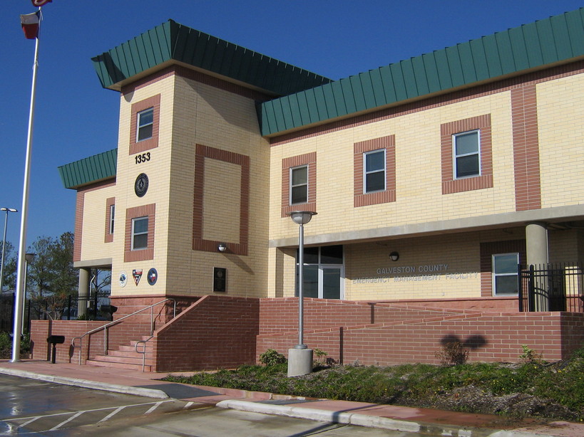 Dickinson, TX: Galveston County Emergency Management Facility - National Weather Service - 911 Emergency Services District