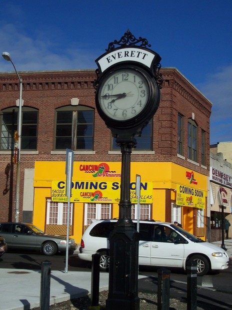 Everett, MA: Tick Tock the Everett Clock