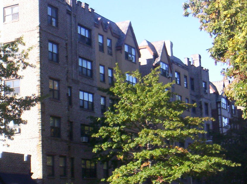 Pelham, NY the building in pelham is beatiful photo, picture, image