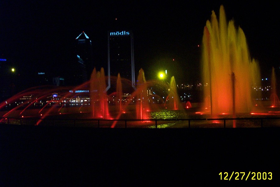 Jacksonville, FL: Downtown Fountains