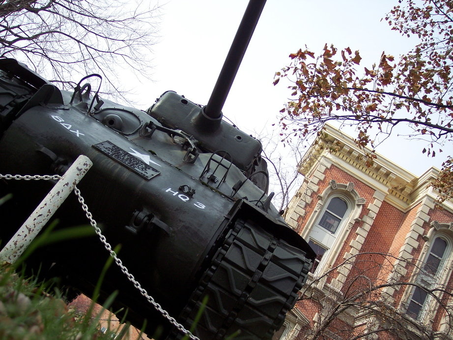 Winchester, IN: Court House Tank