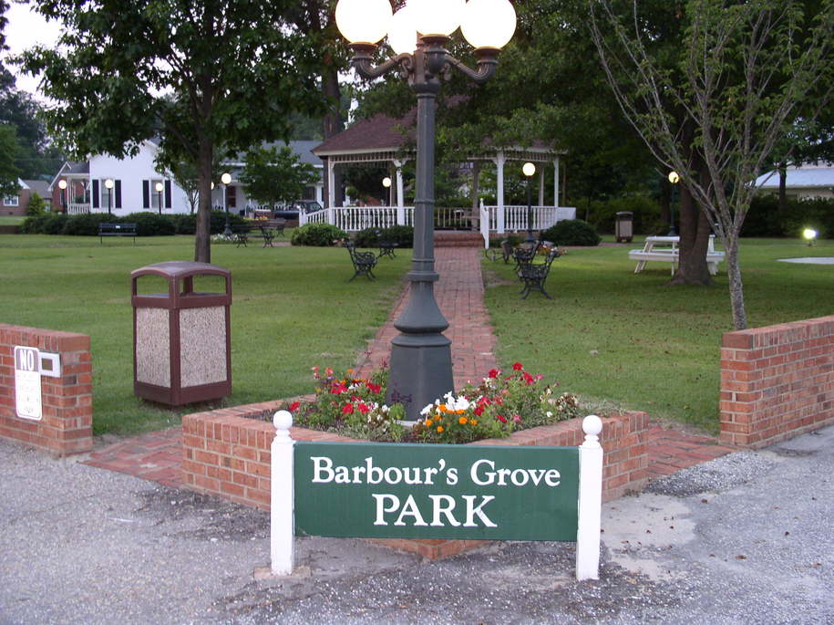 Four Oaks, NC: Barbour's Grove Park