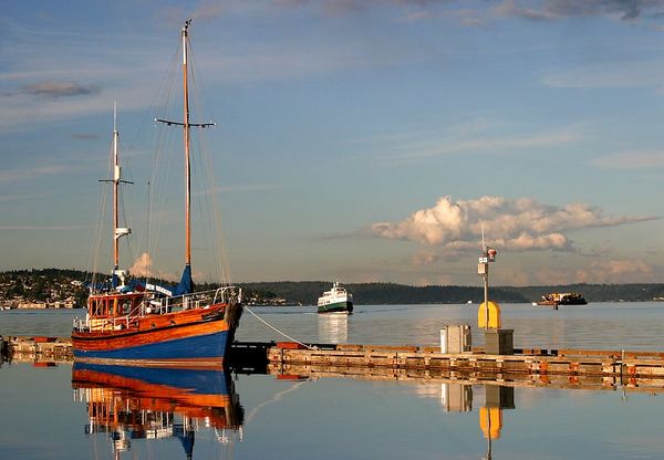 Port Orchard, WA: Visiting Mariners