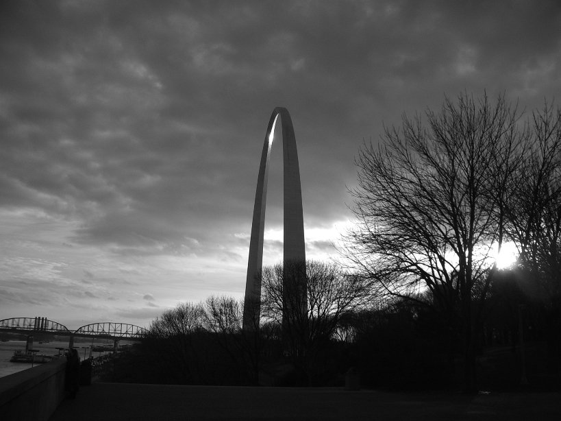 St. Louis, MO: Gateway Arch - Winter Dusk