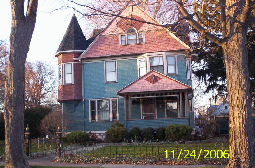 Mount Morris, NY: Historic Home, Murray Street in Mount Morris