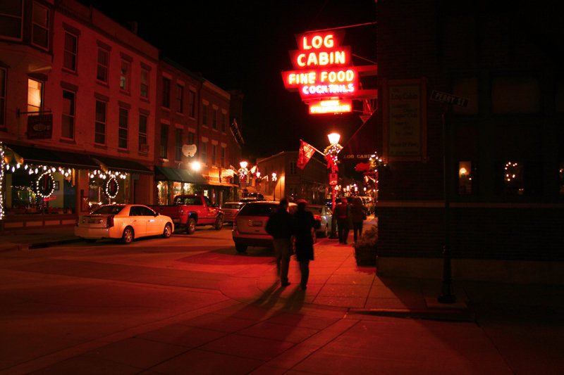 Galena, IL: Downtown Galena at Night