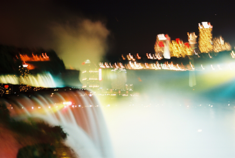 Niagara Falls, NY: niagara falls at night