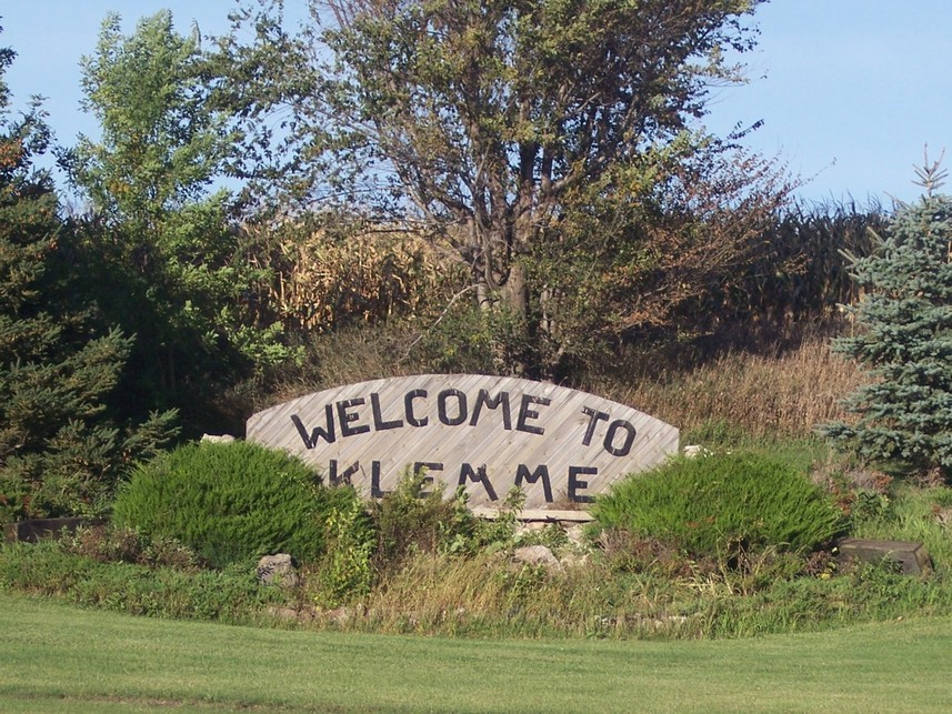 Klemme, IA: Klemme Sign