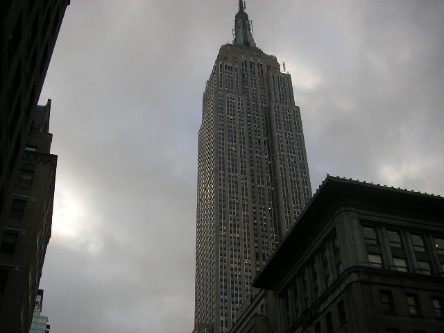 New York, NY: the empire state building