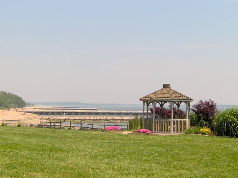 West Haven, CT: Gazebo and Piers