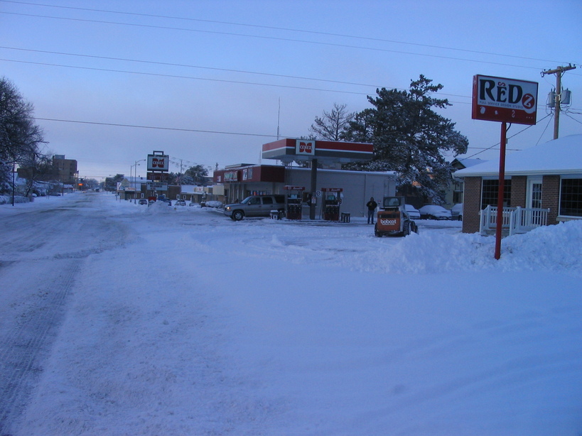 Hays, KS: January 2006 Snow II