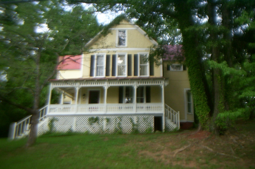 Demorest, GA: 1885 Hendrickson House - Listen to the Church Chimes and Waterfalls from Demorest Lake!