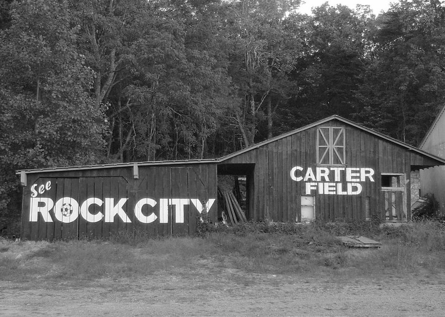 Lookout Mountain, GA: Carter Field Barn