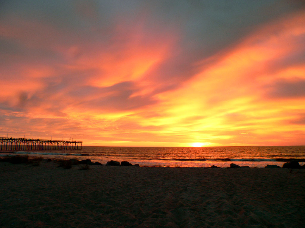 Carolina Beach, NC: Sunrise at Carolina Beach, north end, 10/27/06