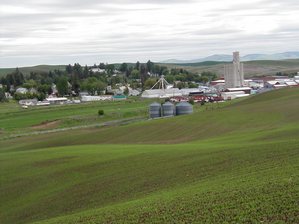 Garfield, WA: GARFIELD WA FROM THE SOUTH MAY 26, 2003