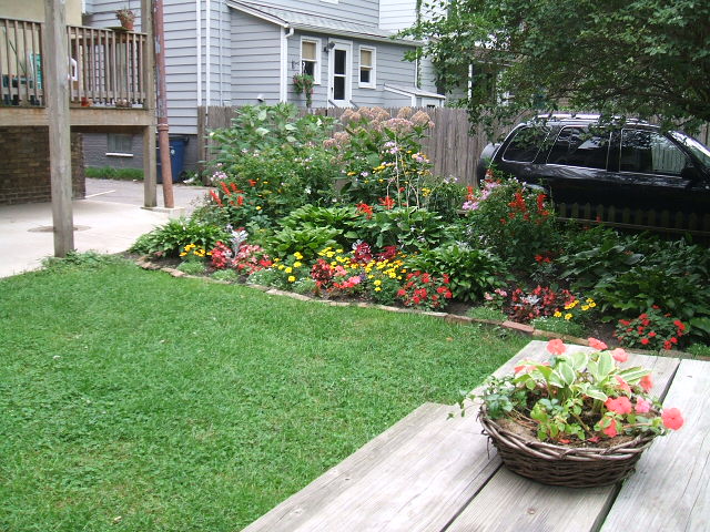 Evanston, IL: Evanston Residential Garden Backyard