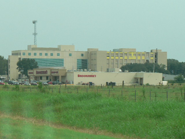 Benton, LA: Benton Courthouse under construction