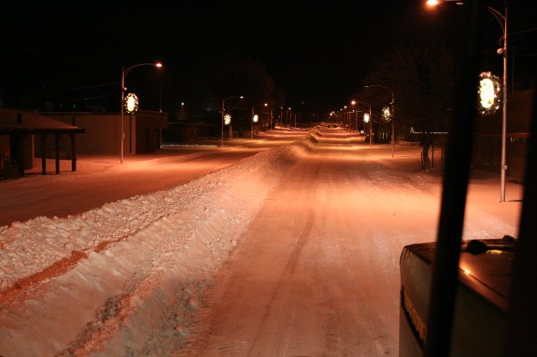 Syracuse, KS: Mainstreet after the Blizzard of 2006