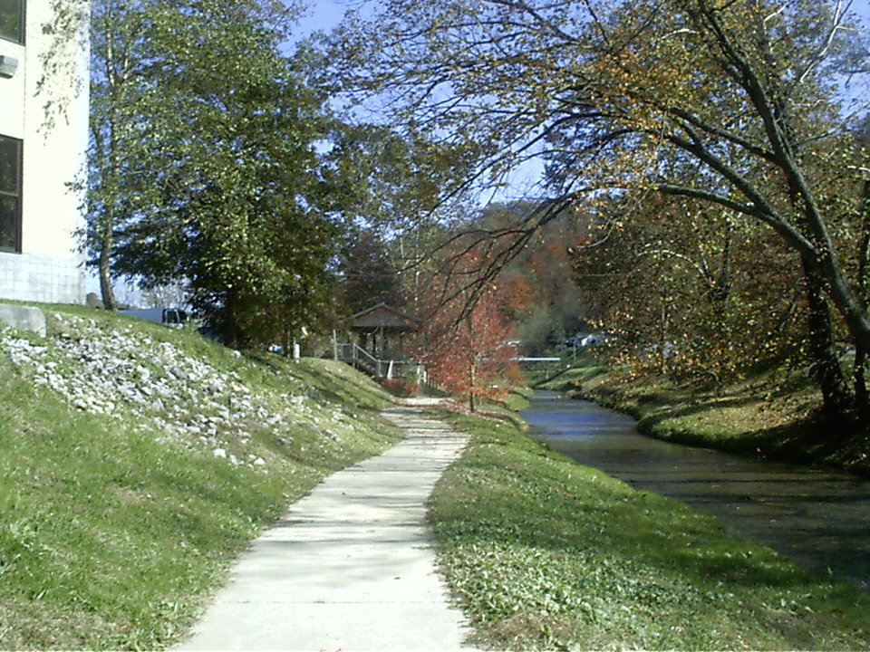 Inez, KY: walking trail in Inez