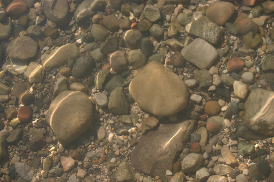 Hubbard Lake, MI: stones