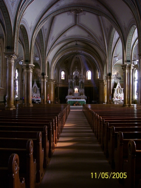 Hoven, SD: Inside the beautiful Hoven Catholic Church